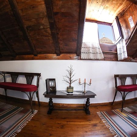 Hotel Bujtina E Bardhe Korce Eksteriør bilde